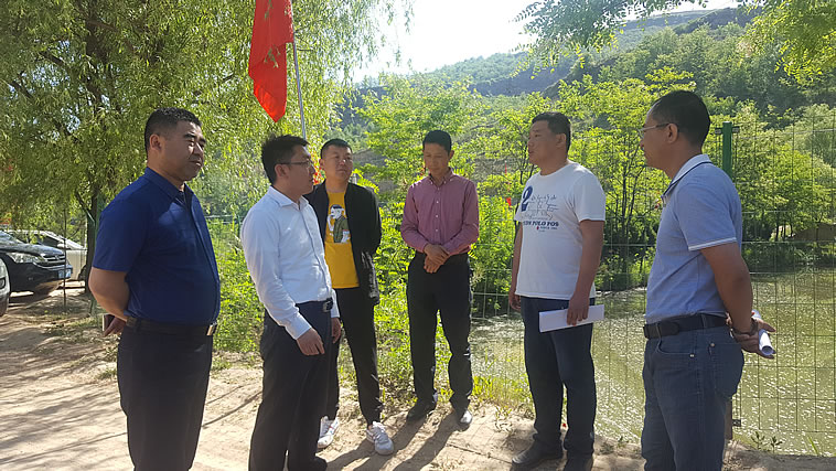 https://pic.kuaizhan.com/g3/fa/03/1b77-940f-435f-b18f-939eebda9b6244